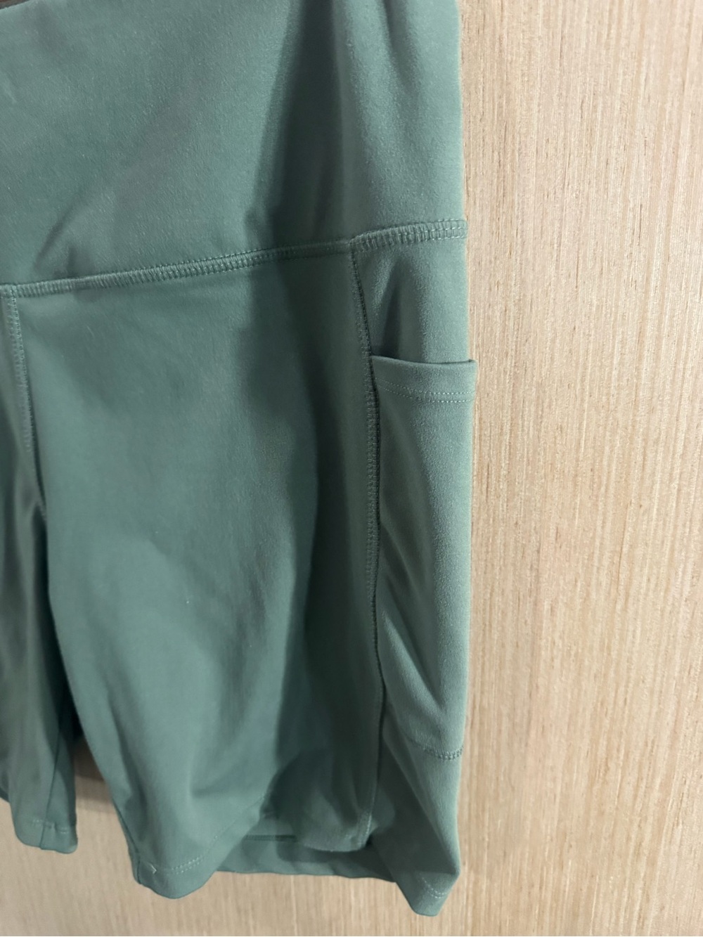 Danskin Olive Green High-Waist Bike Shorts with Side Pockets Size Large - Picture 2 of 6